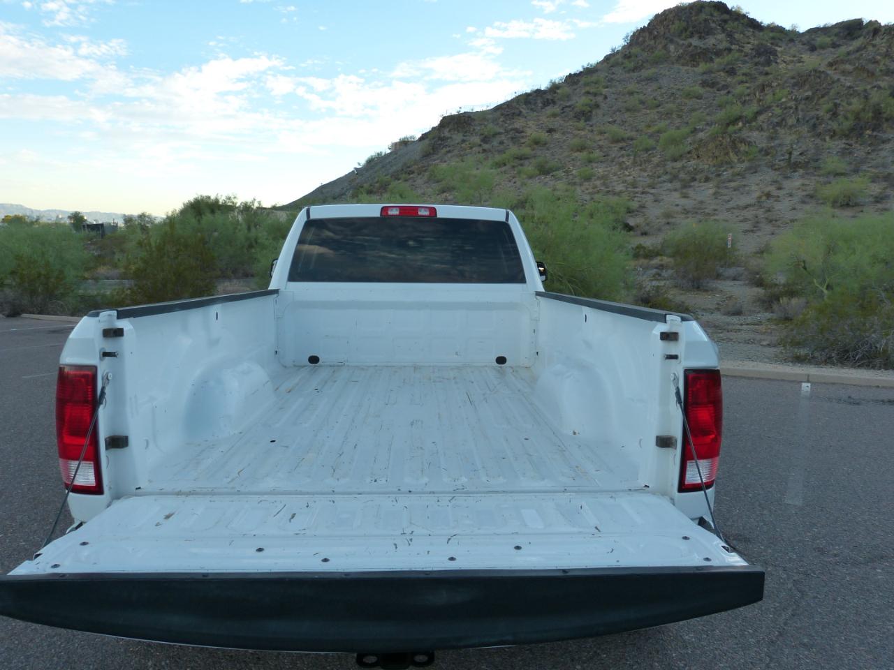 RAM 3500 Tradesman Crew Cab 4WD DRW 2016
