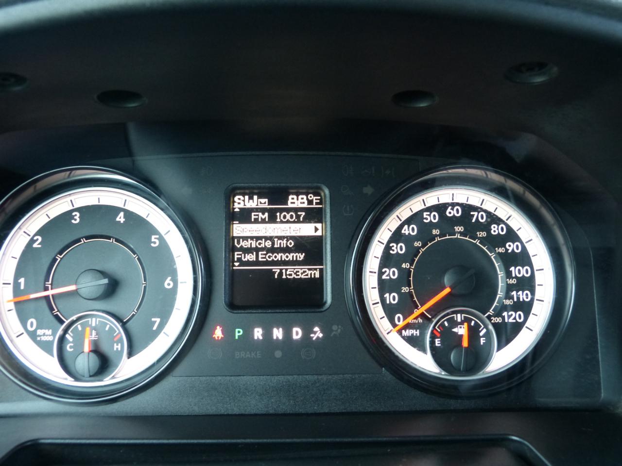 RAM 3500 Tradesman Crew Cab 4WD DRW 2016