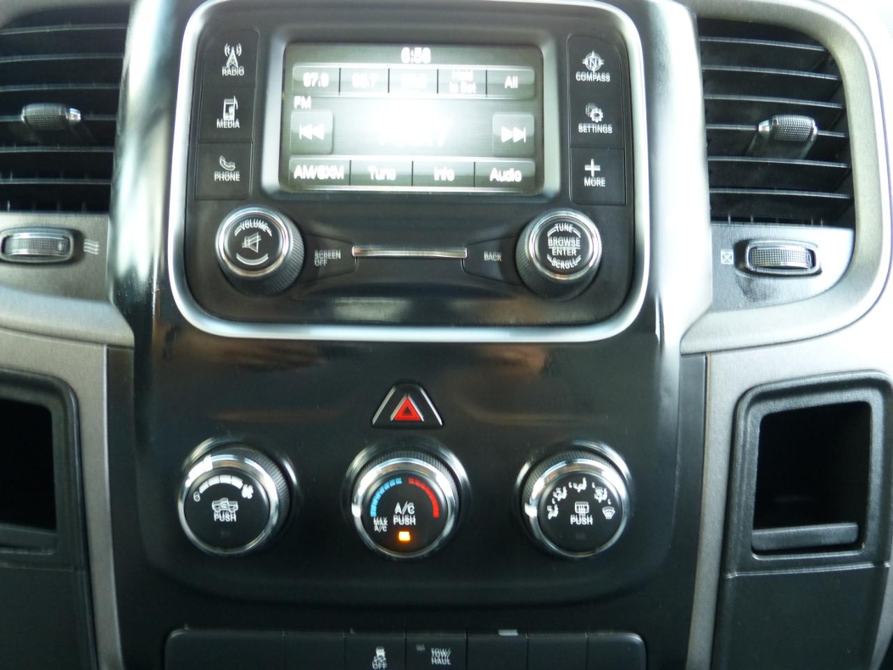 RAM 3500 Tradesman Crew Cab 4WD DRW 2016