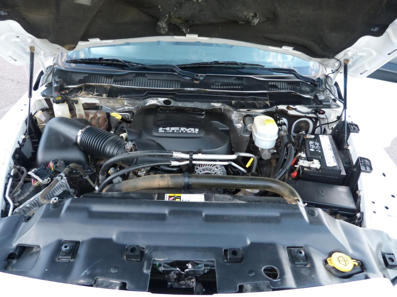 RAM 3500 Tradesman Crew Cab 4WD DRW 2016