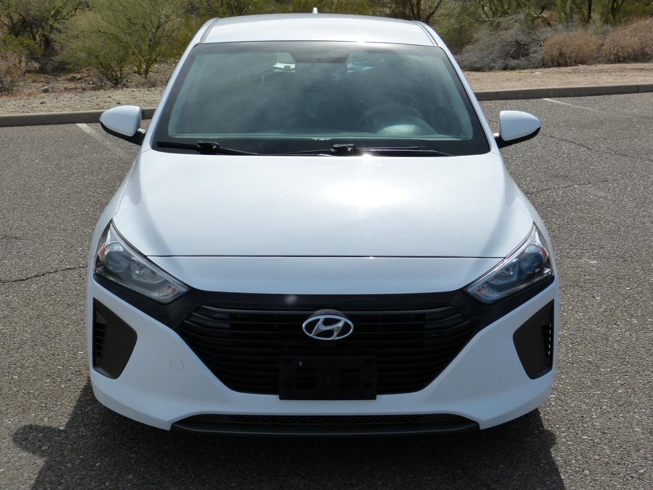 Hyundai Ioniq photo 9