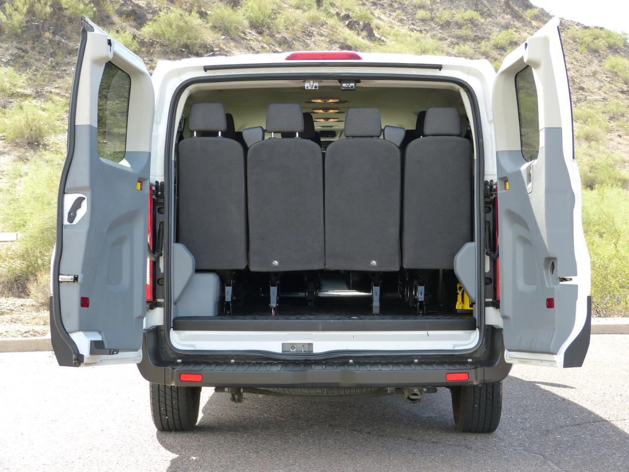 Ford Transit 350 Wagon Low Roof XLT w/Sliding Pass. 148-in. WB 2019