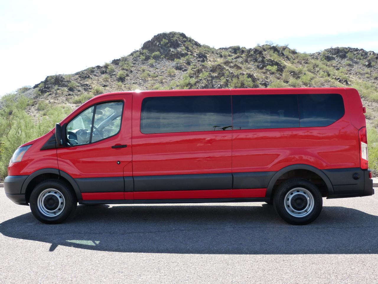 Ford Transit 350 Wagon Low Roof XLT 60/40 Pass. 148-in. WB 2018