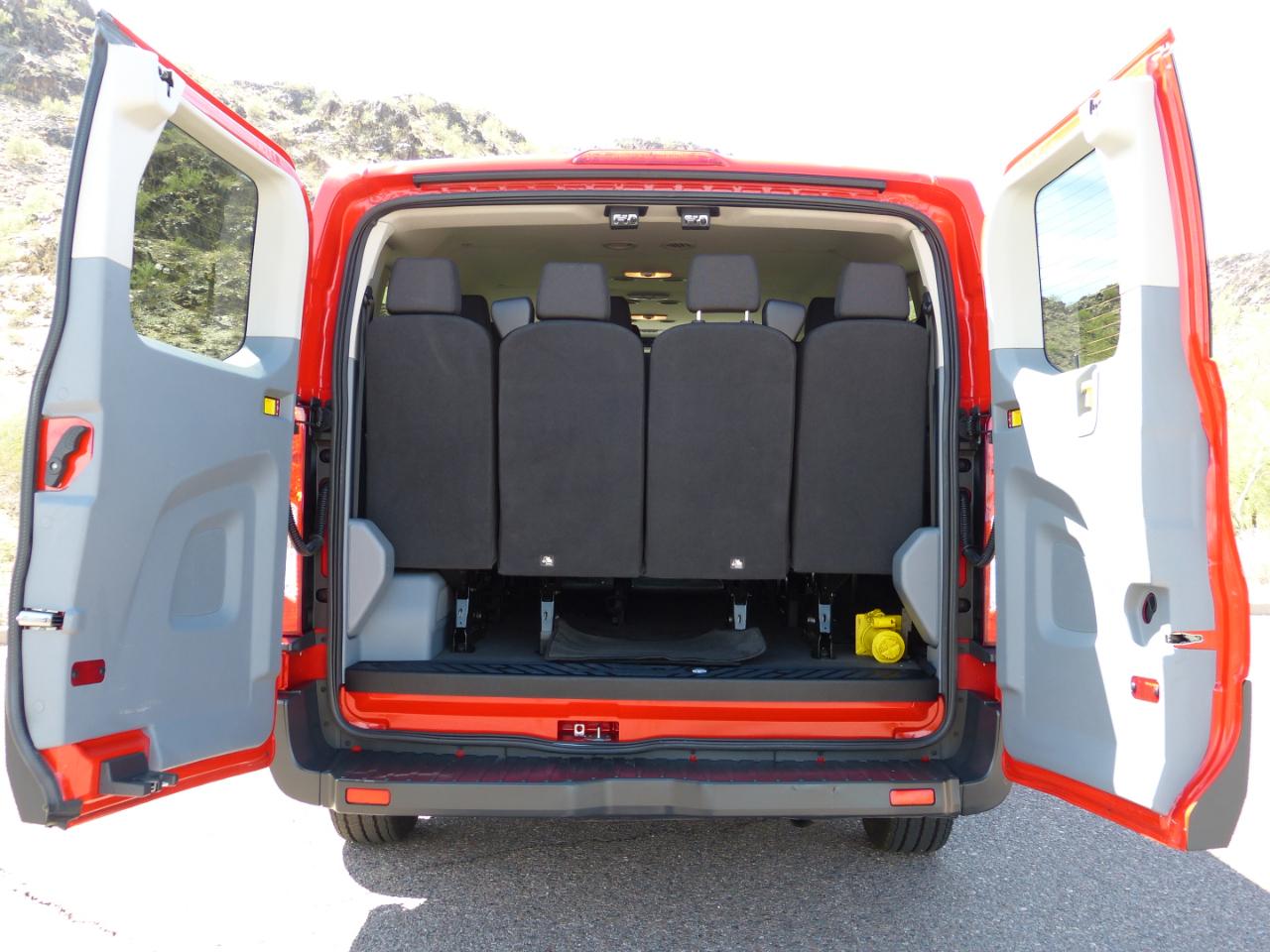 Ford Transit 350 Wagon Low Roof XLT 60/40 Pass. 148-in. WB 2018