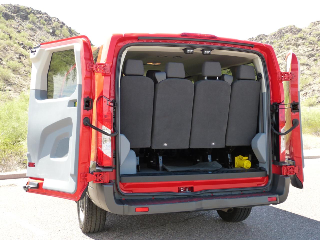 Ford Transit 350 Wagon Low Roof XLT 60/40 Pass. 148-in. WB 2018
