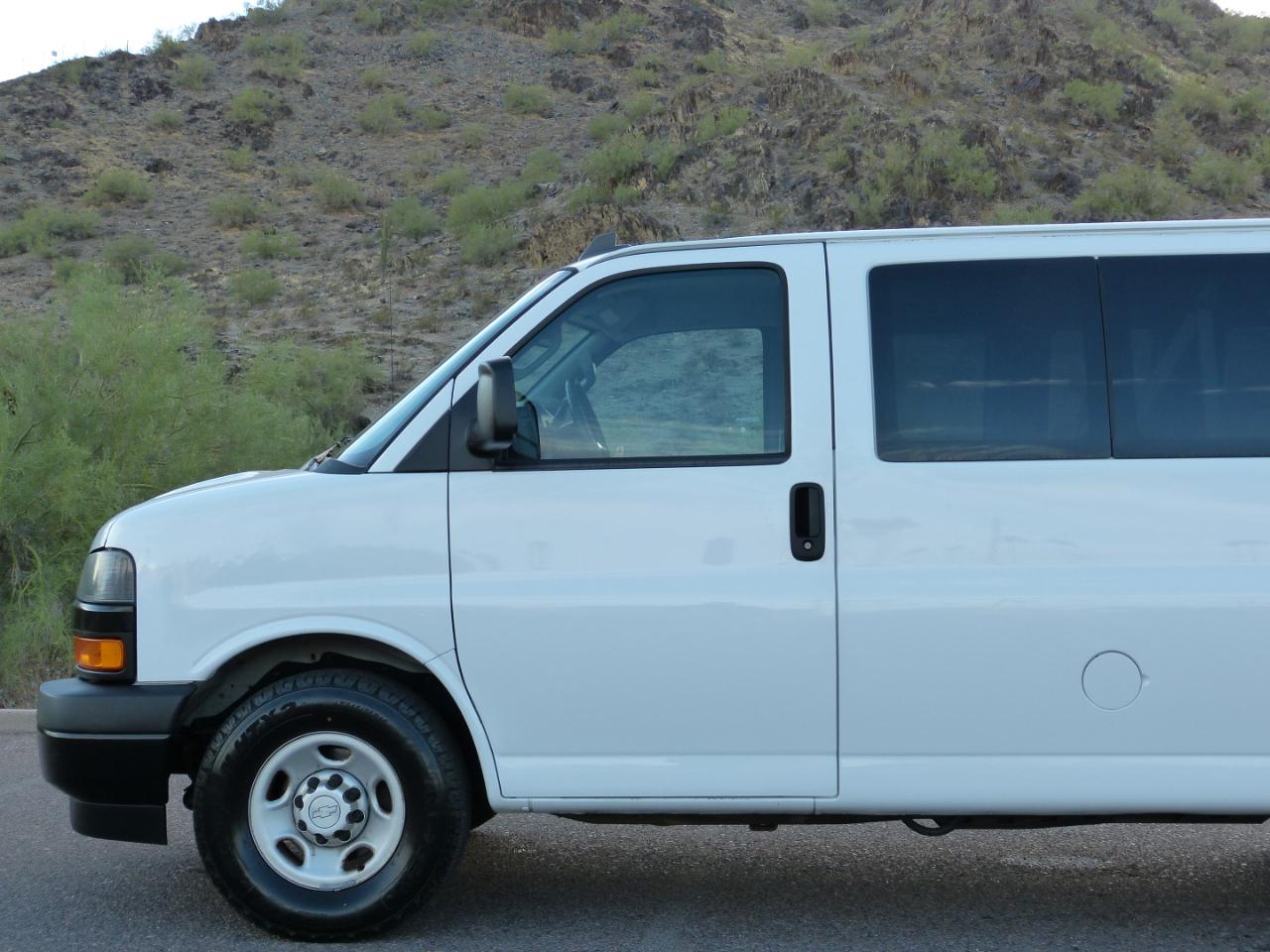 Chevrolet Express LS 2500 2018