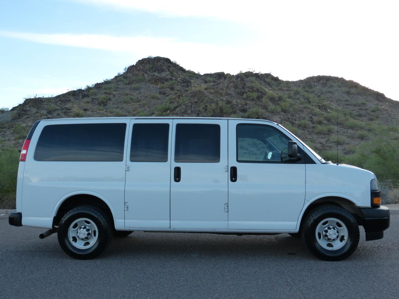 Chevrolet Express LS 2500 2018