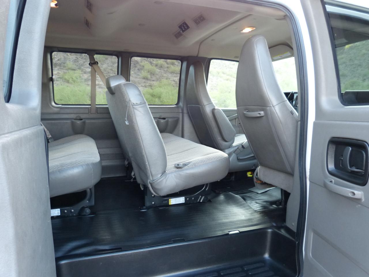 Chevrolet Express LS 2500 2018