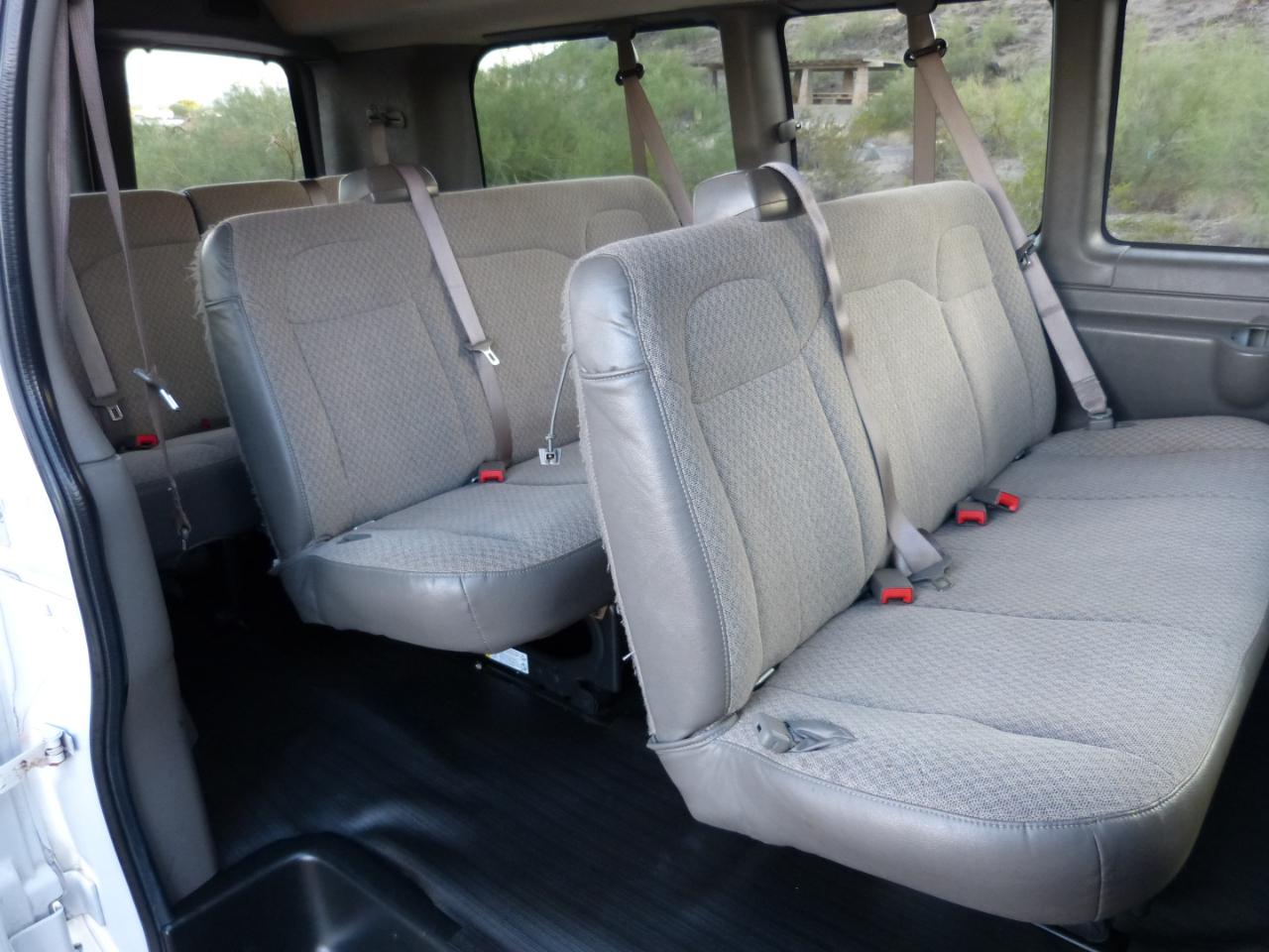 Chevrolet Express LS 2500 2018