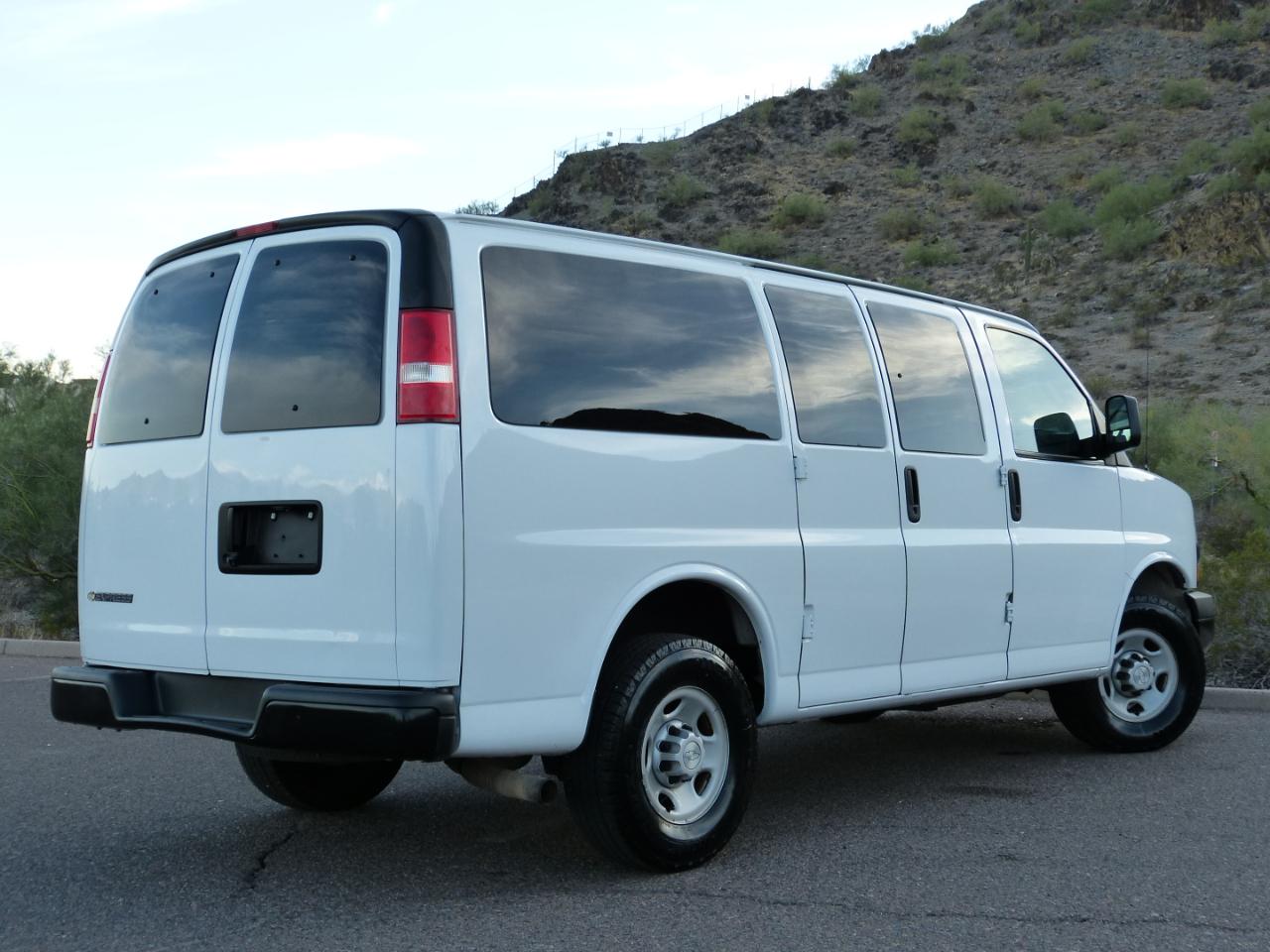 Chevrolet Express LS 2500 2018
