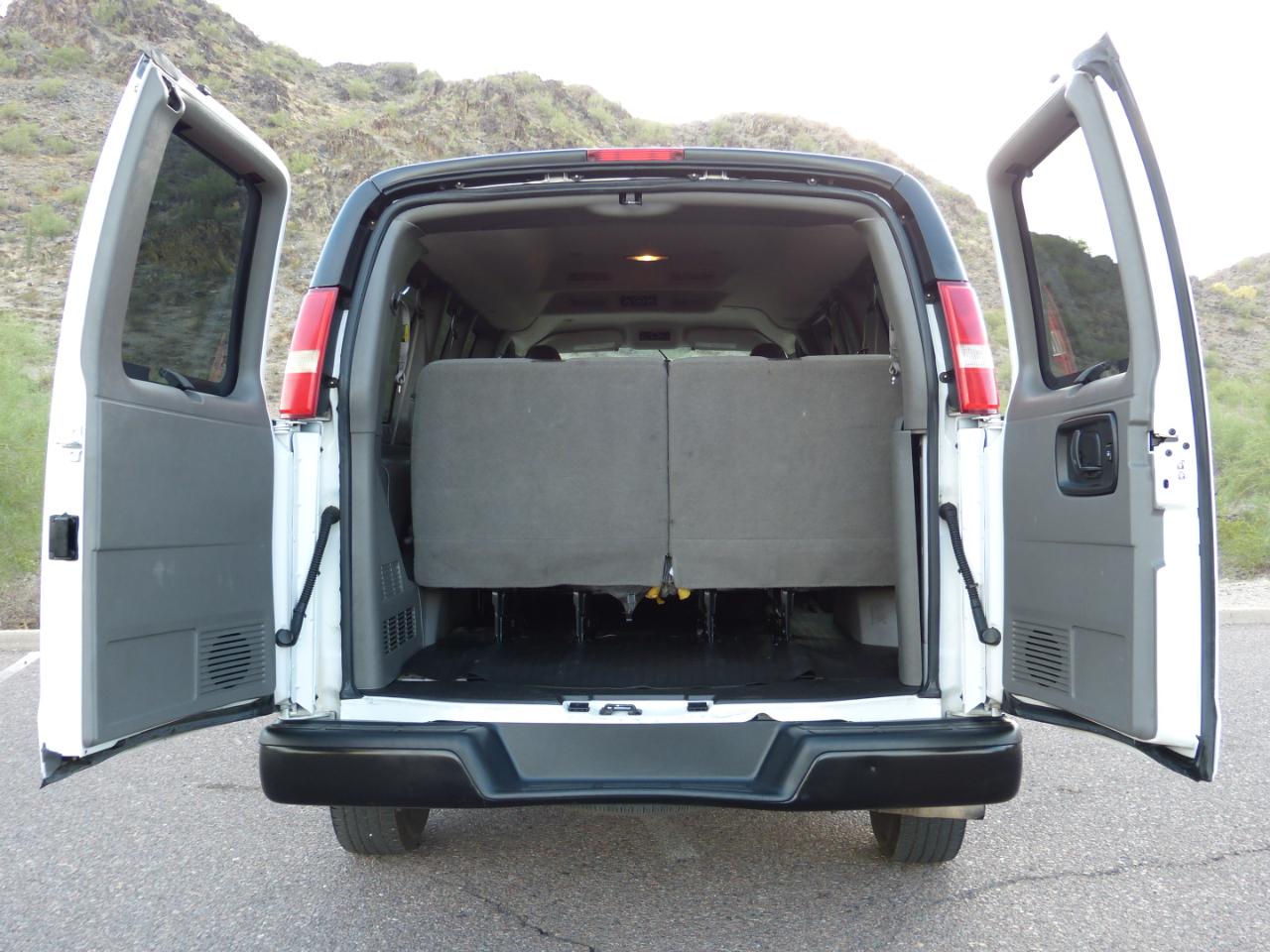 Chevrolet Express LS 2500 2018