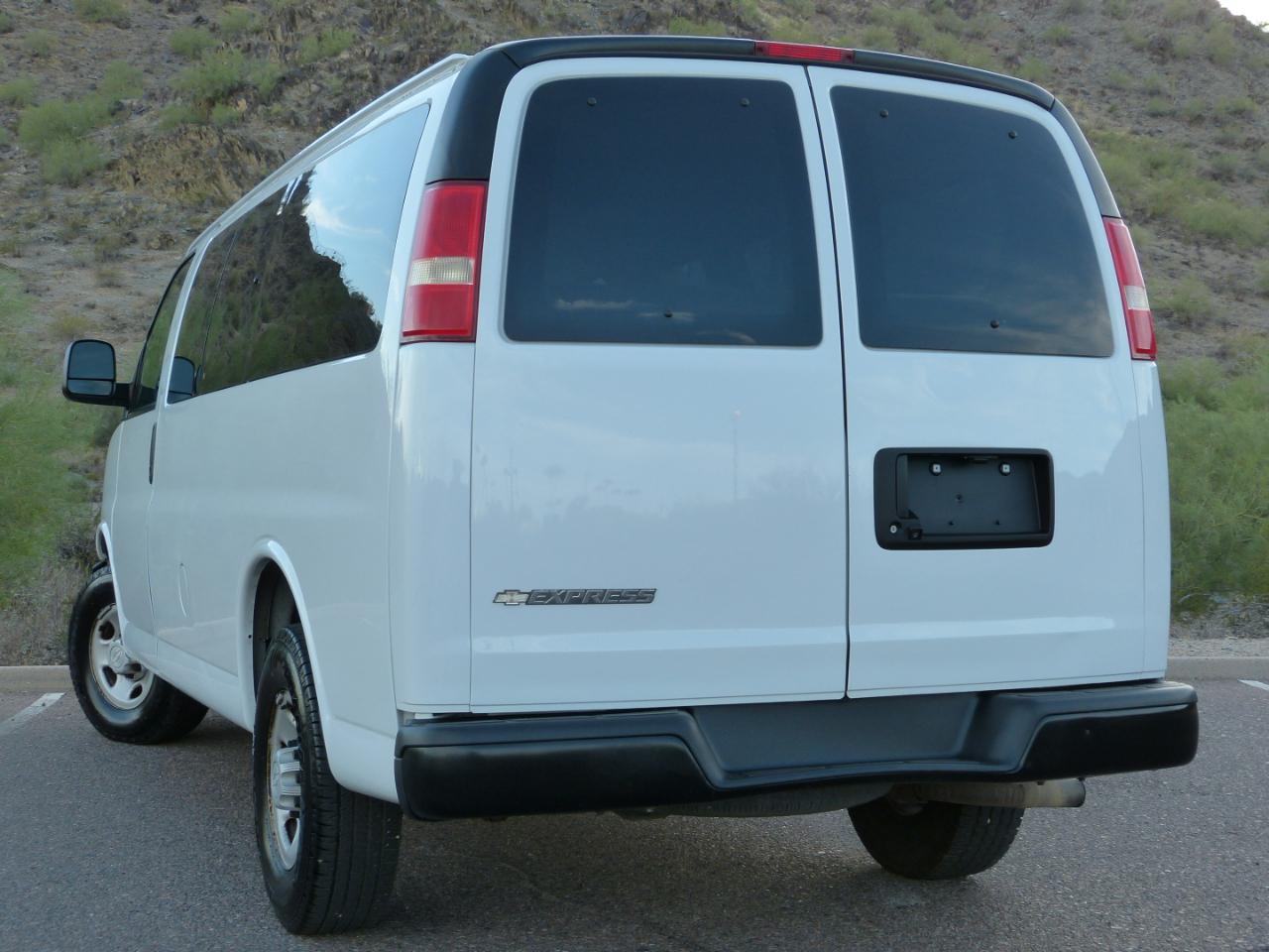 Chevrolet Express LS 2500 2018