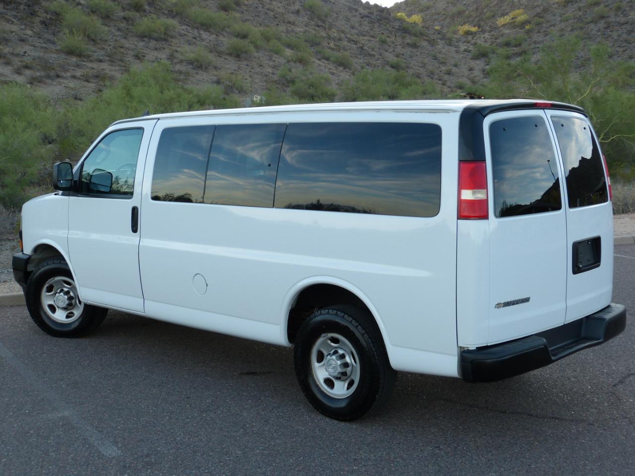 Chevrolet Express LS 2500 2018