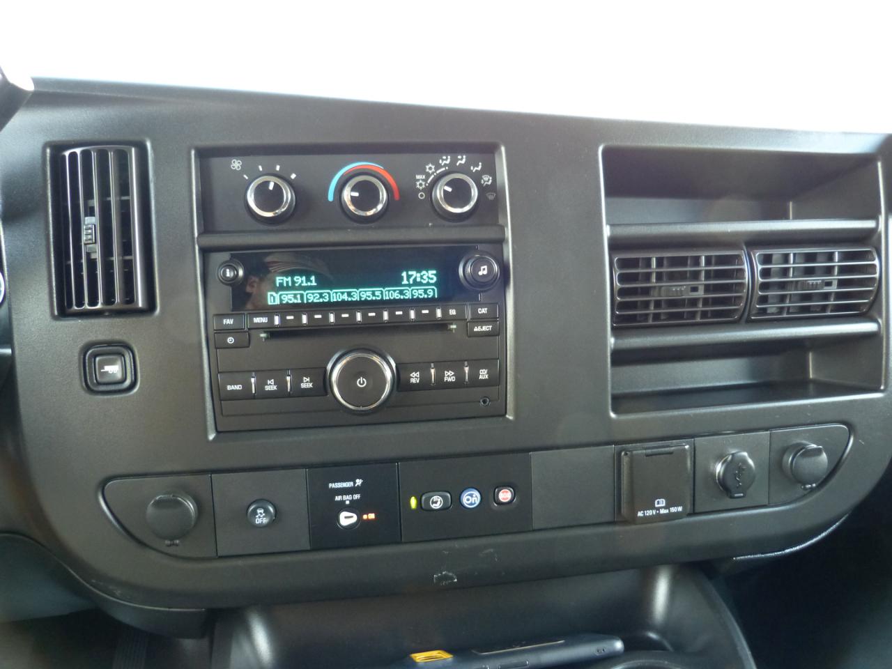 Chevrolet Express LS 2500 2018