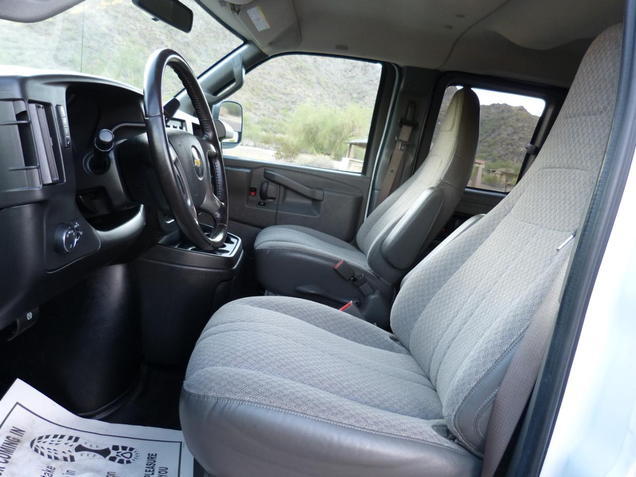 Chevrolet Express LS 2500 2018