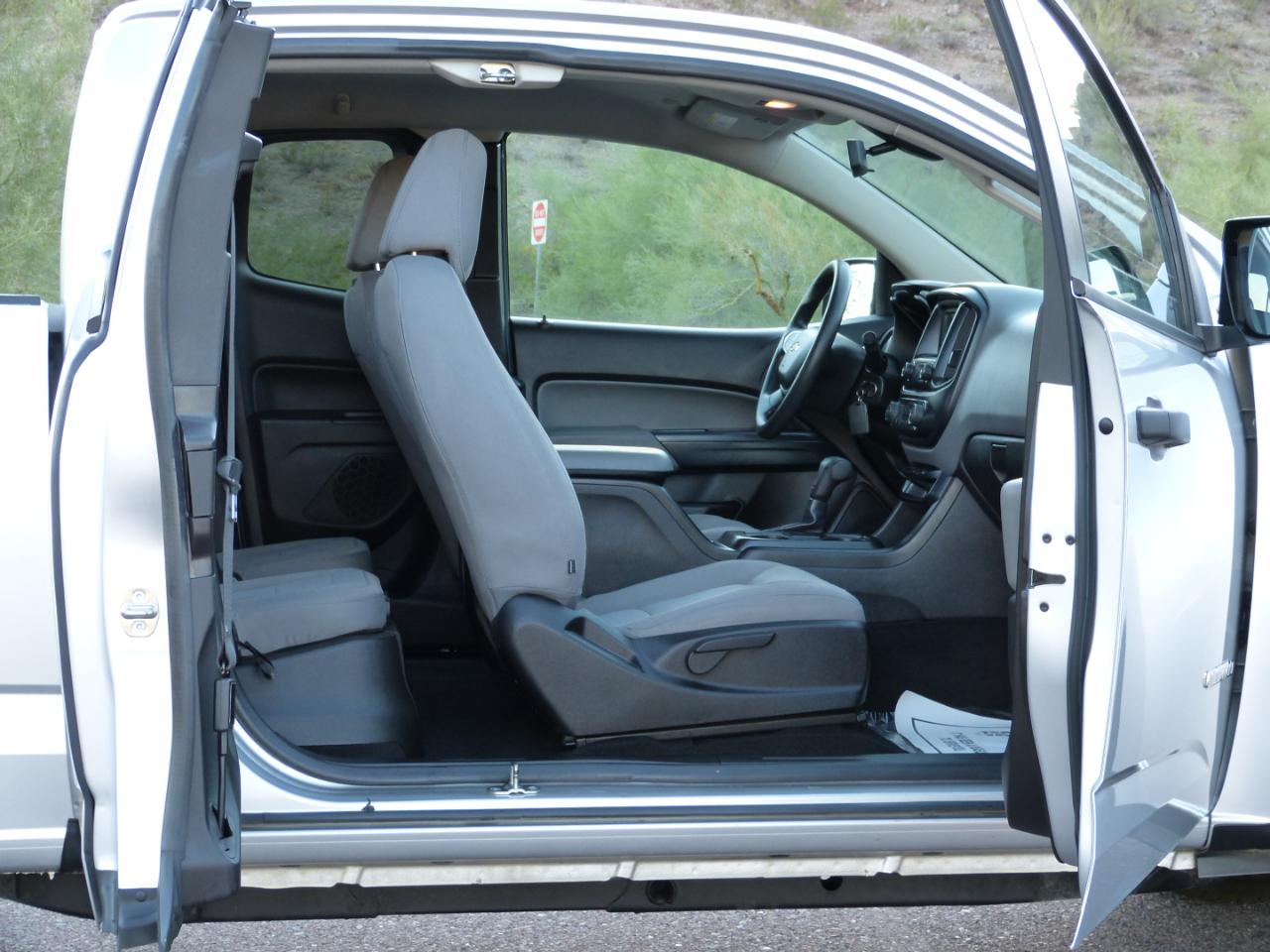 Chevrolet Colorado WT Ext. Cab 2WD 2015