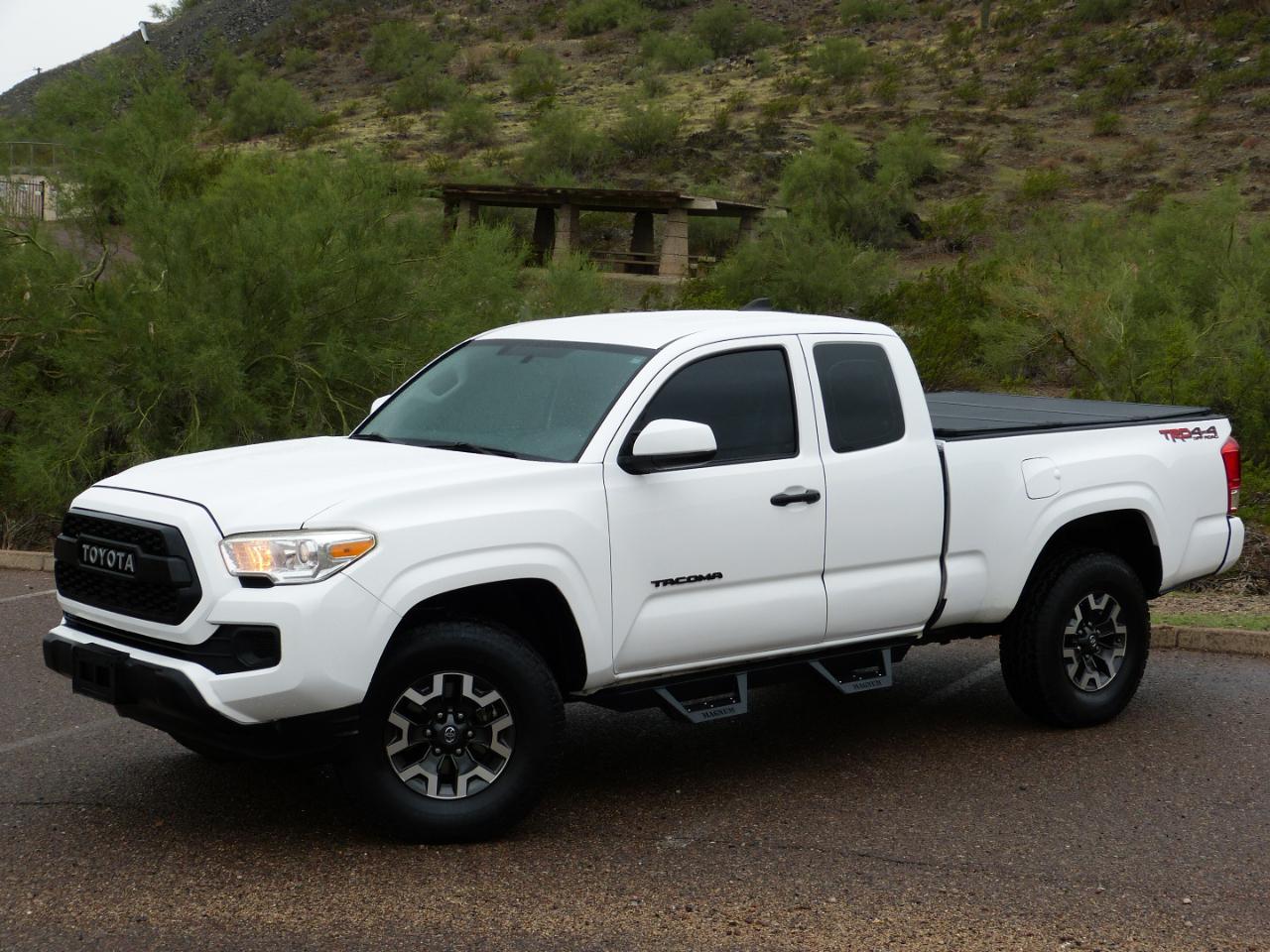Toyota Tacoma SR5 Access Cab I4 6AT 2WD 2016