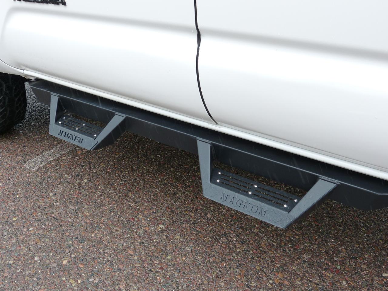 Toyota Tacoma SR5 Access Cab I4 6AT 2WD 2016