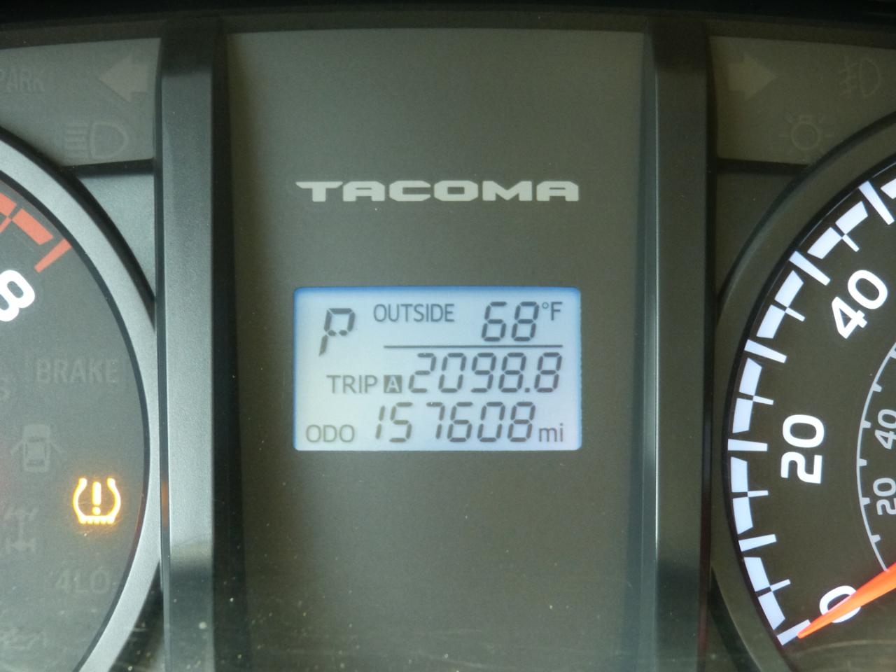 Toyota Tacoma SR5 Access Cab I4 6AT 2WD 2016