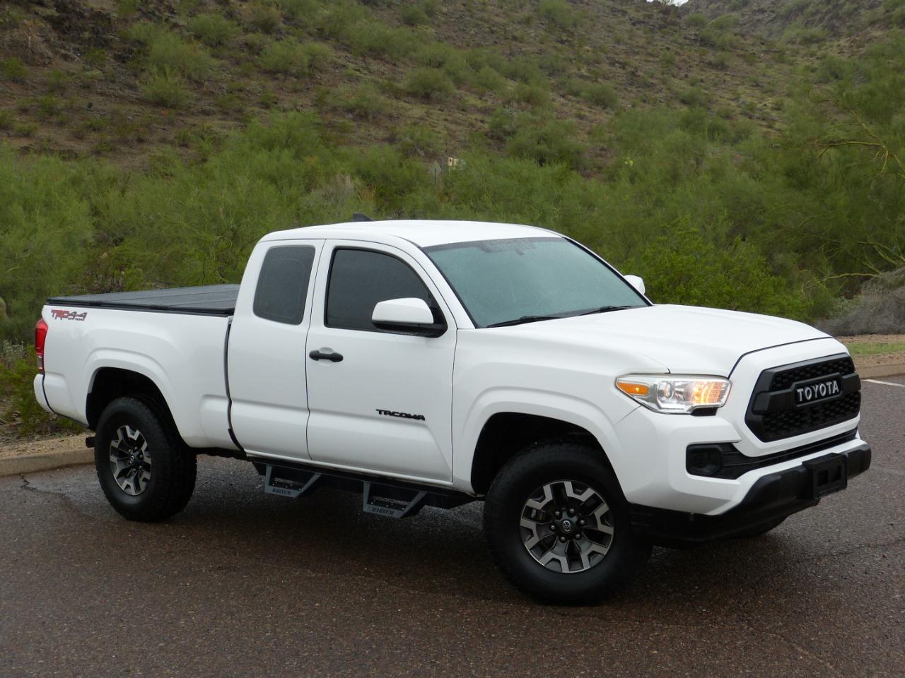 Toyota Tacoma SR5 Access Cab I4 6AT 2WD 2016