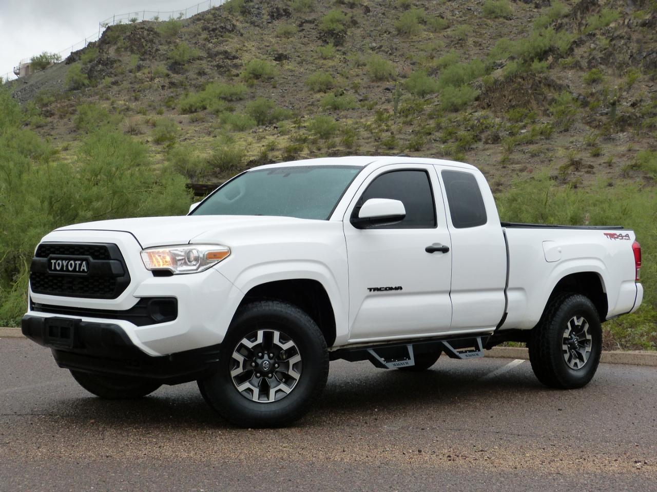 Toyota Tacoma SR5 Access Cab I4 6AT 2WD 2016