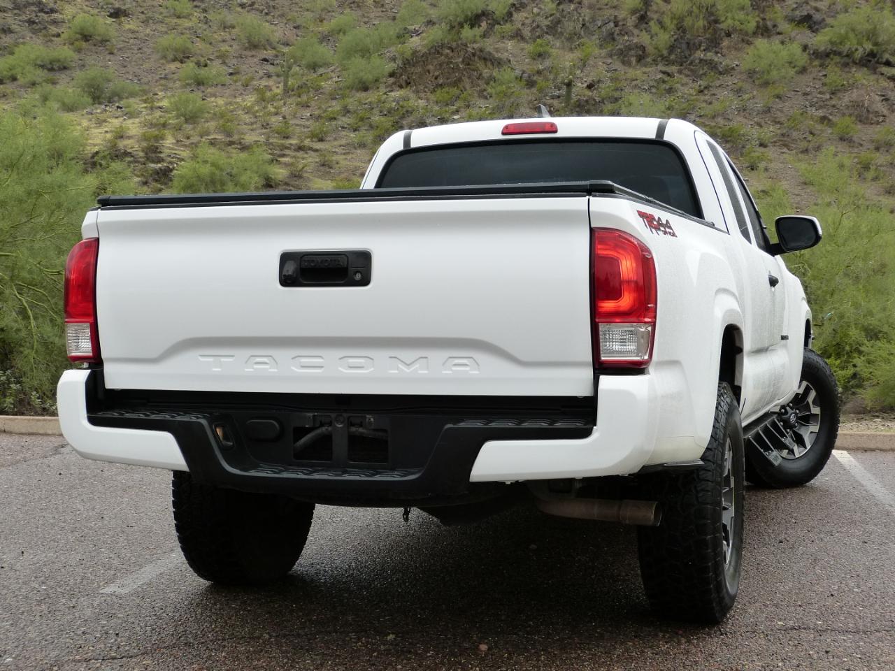 Toyota Tacoma SR5 Access Cab I4 6AT 2WD 2016