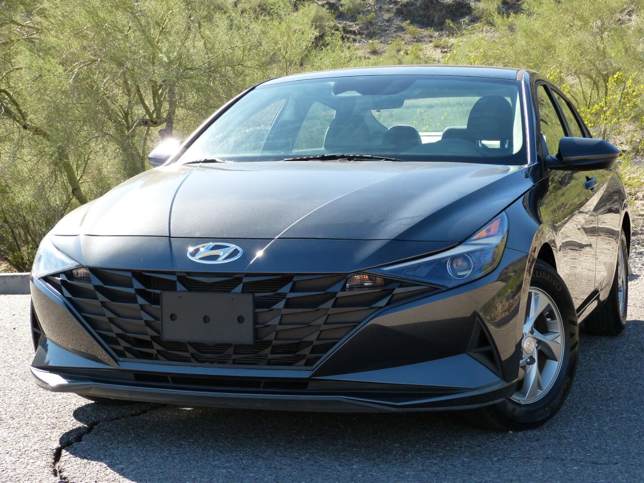 Hyundai Elantra SE 2021