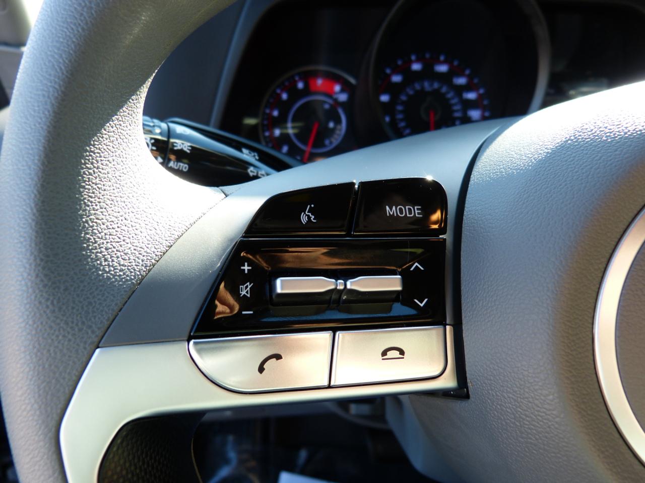 Hyundai Elantra SE 2021