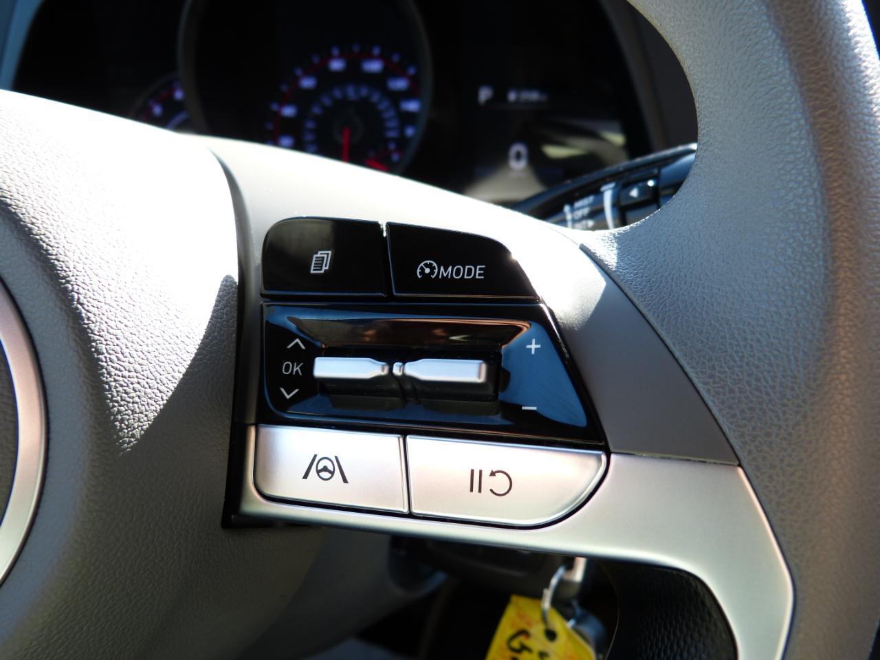 Hyundai Elantra SE 2021