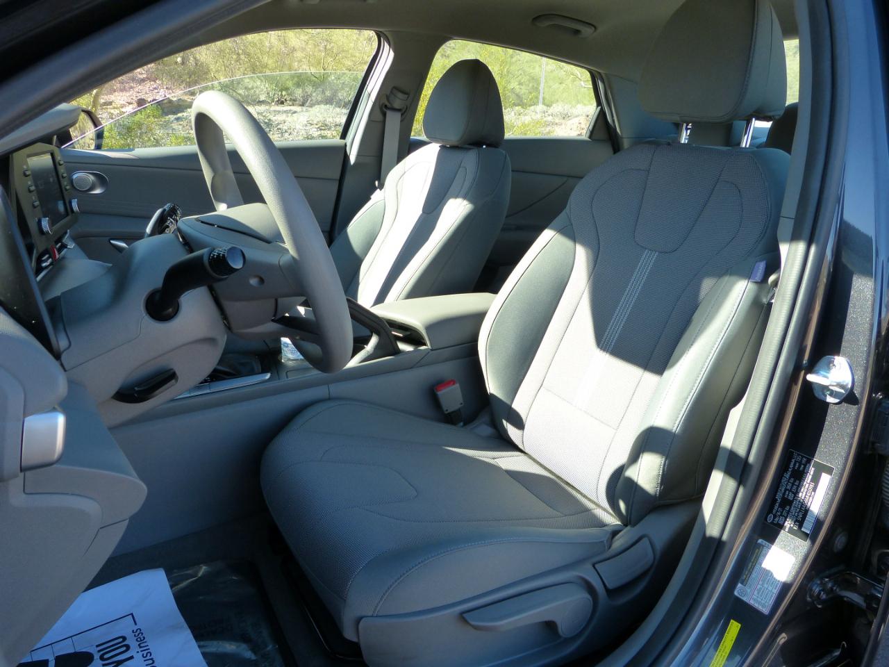 Hyundai Elantra SE 2021
