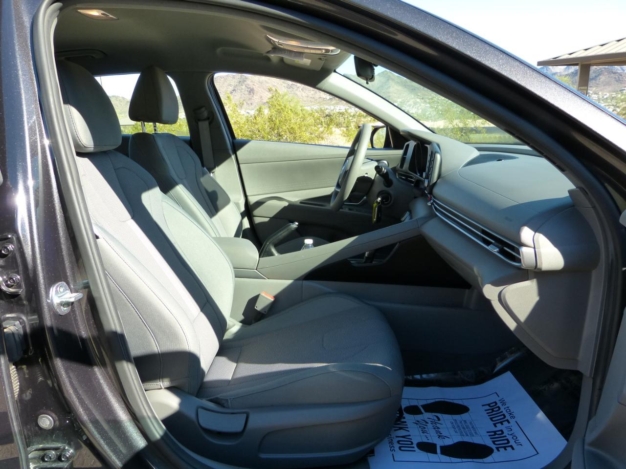Hyundai Elantra SE 2021