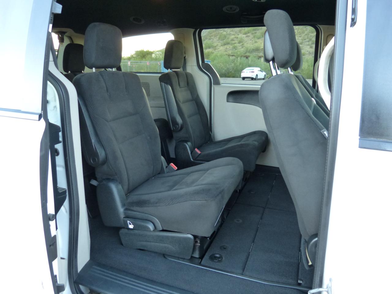 Dodge Grand Caravan SE 2016