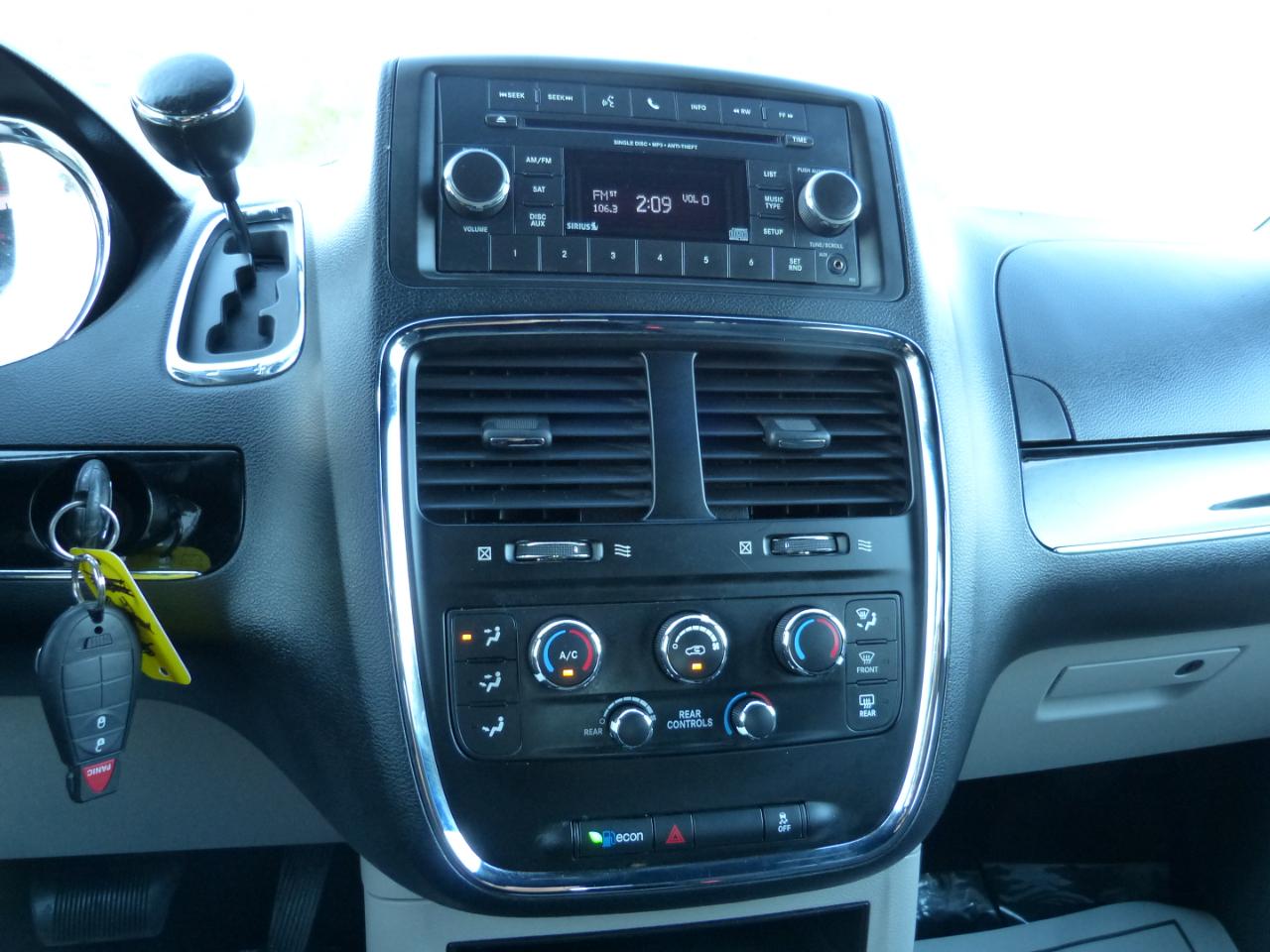 Dodge Grand Caravan SE 2016