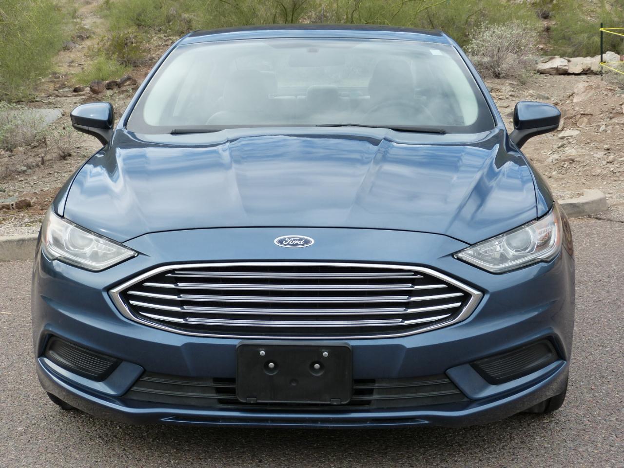 Ford Fusion Hybrid S 2018