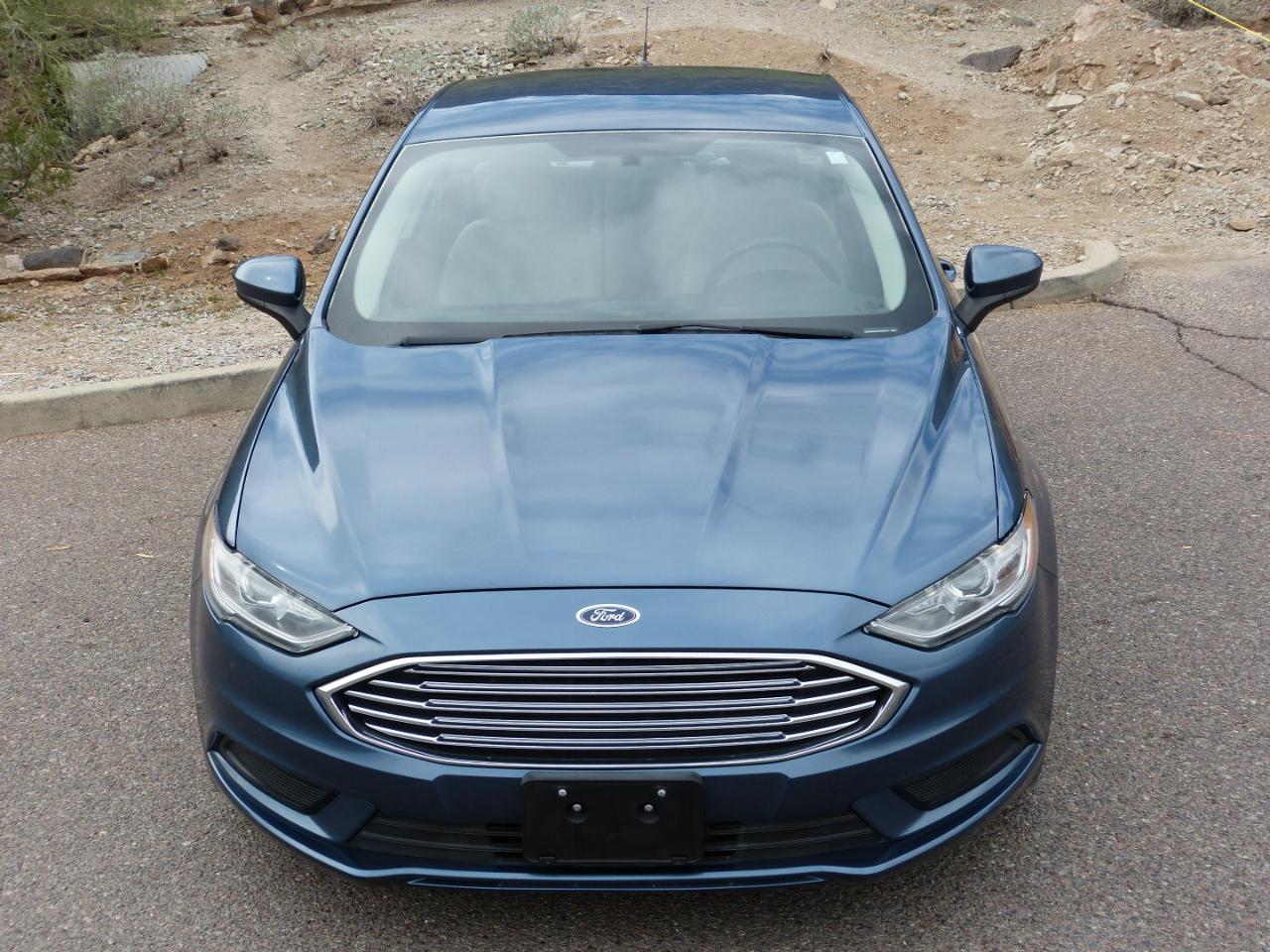 Ford Fusion Hybrid S 2018