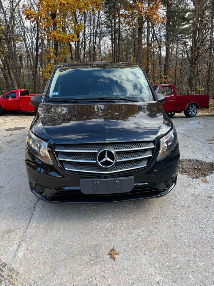 Mercedes-Benz Metris Passenger Van 2018 Mercedes-Benz Metris Passenger Van 2018