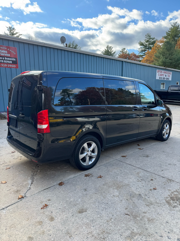 Mercedes-Benz Metris Passenger Van 2018 Mercedes-Benz Metris Passenger Van 2018
