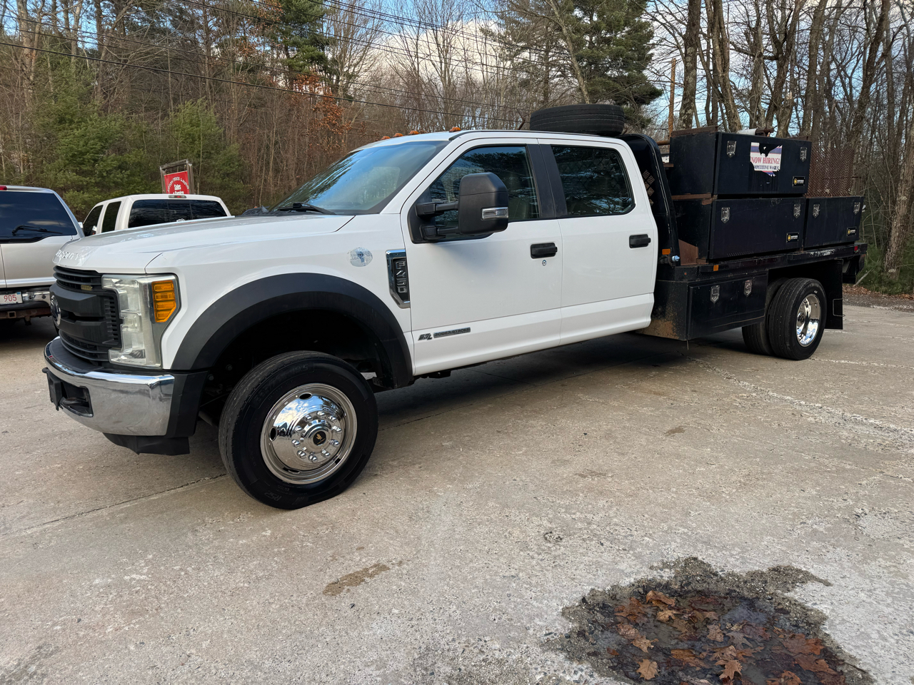 Ford F-450 SD Crew Cab DRW 2WD 2017