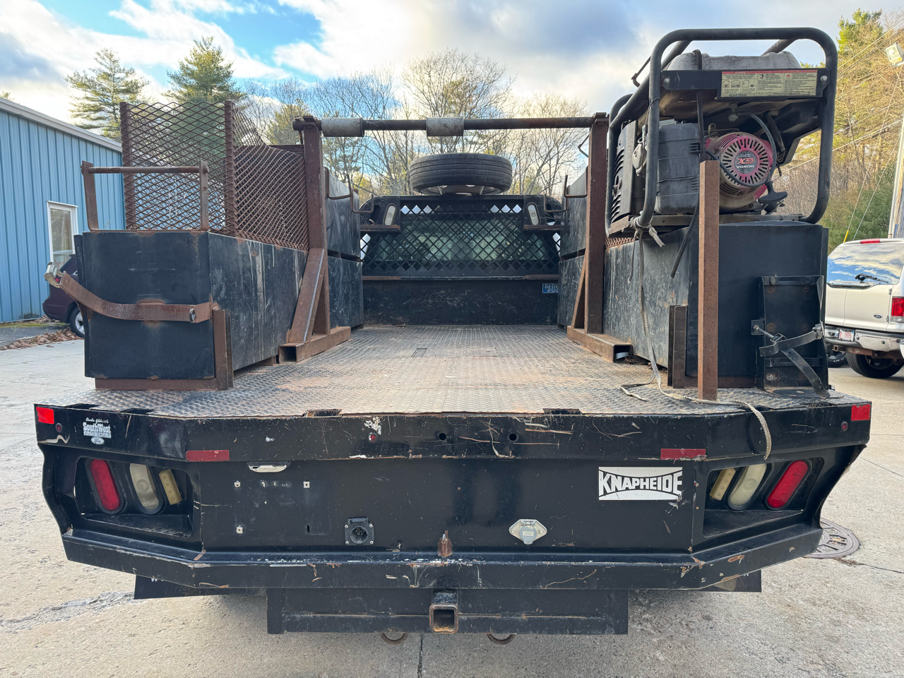 Ford F-450 SD Crew Cab DRW 2WD 2017