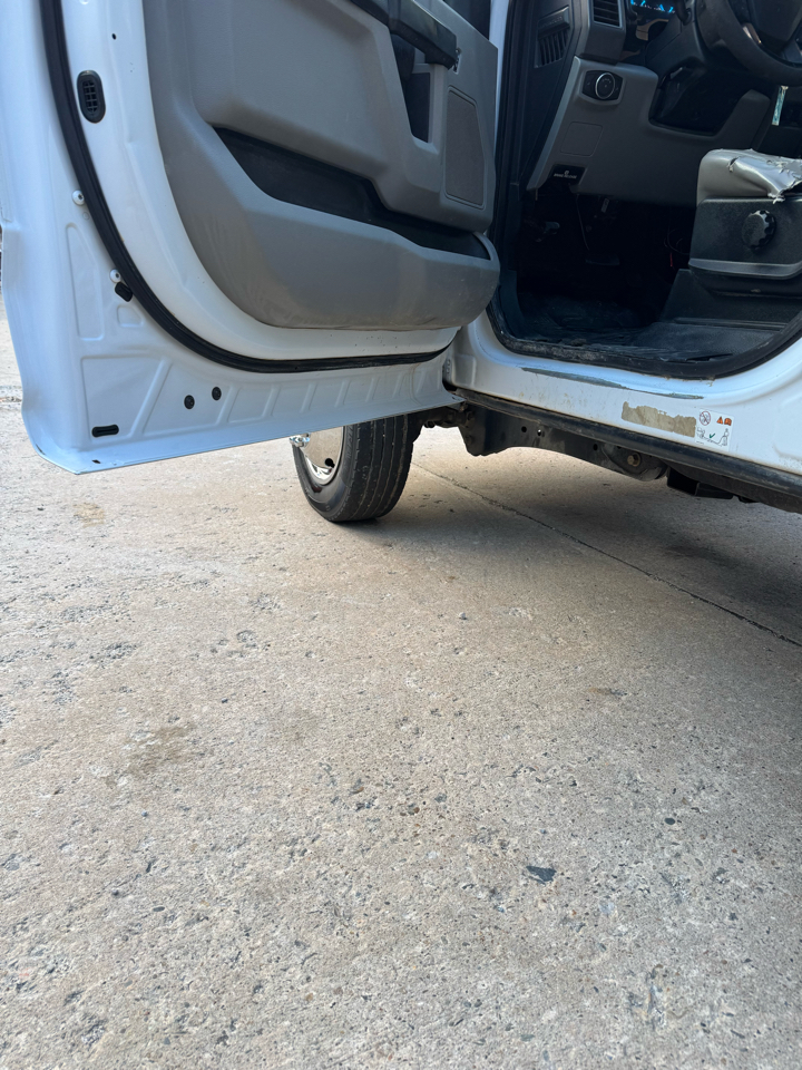 Ford F-450 SD Crew Cab DRW 2WD 2017