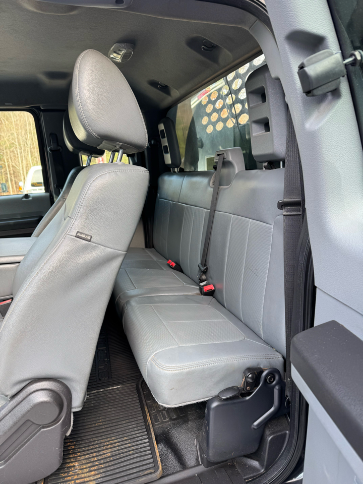 Ford F-350 SD XL SuperCab Long Bed DRW 4WD 2015