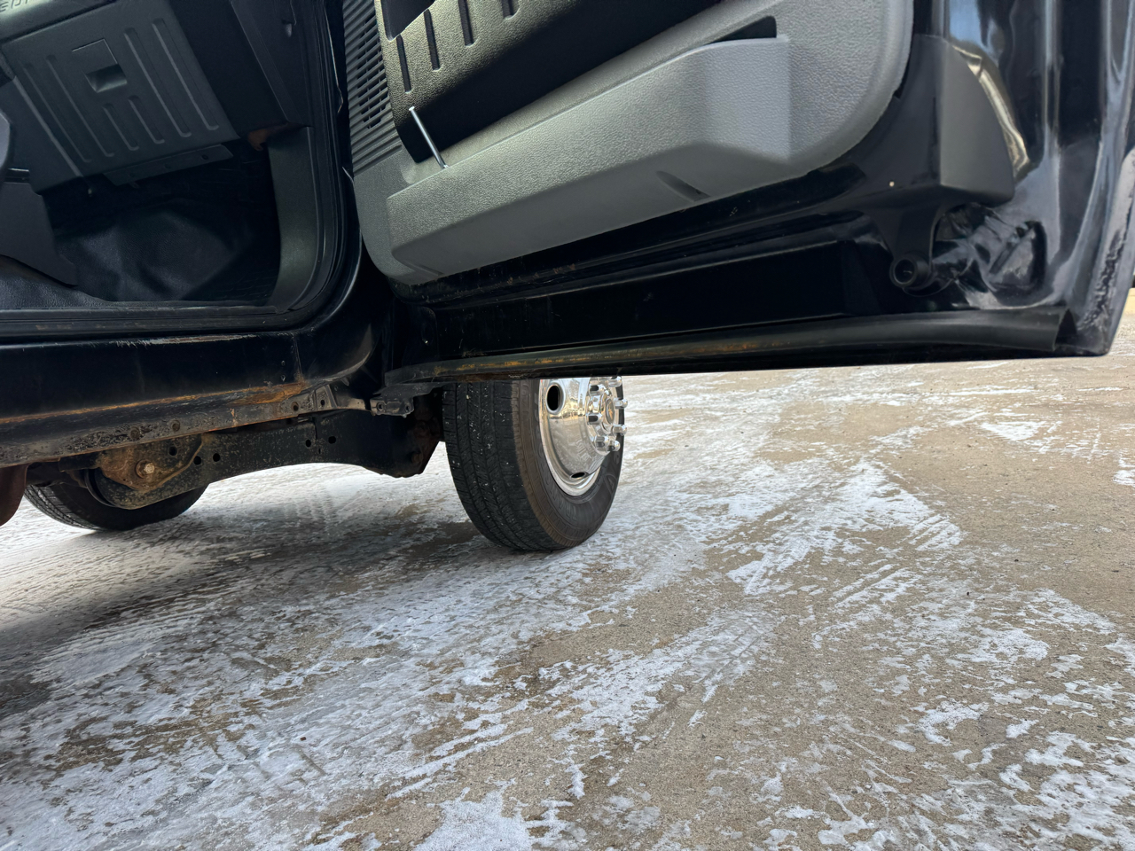 Ford F-350 SD XL SuperCab Long Bed DRW 4WD 2015