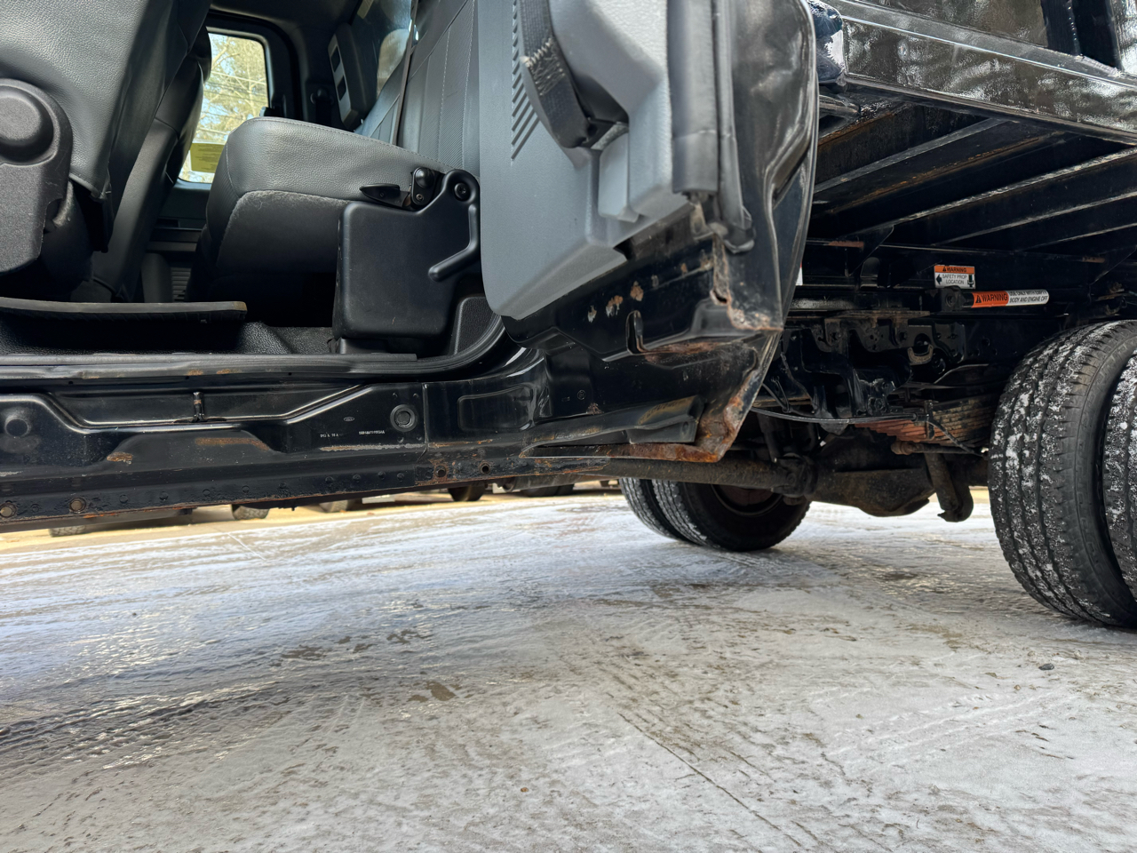 Ford F-350 SD XL SuperCab Long Bed DRW 4WD 2015