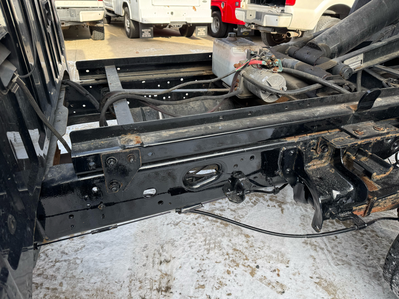 Ford F-350 SD XL SuperCab Long Bed DRW 4WD 2015