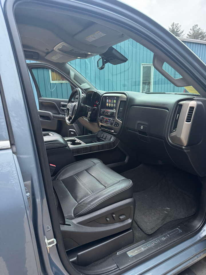 GMC Sierra 2500HD Denali Crew Cab 4WD 2016