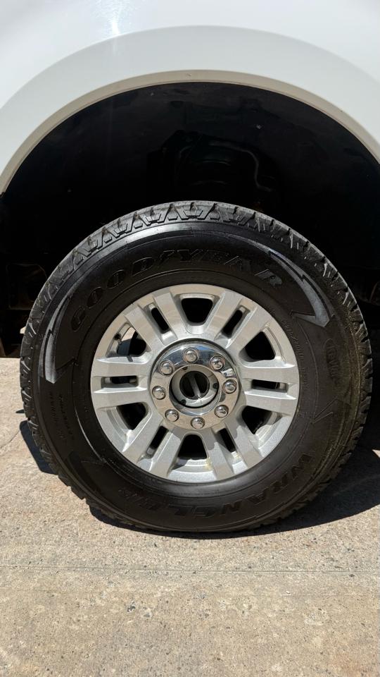 Ford F-350 SD XLT Crew Cab 4WD 2017