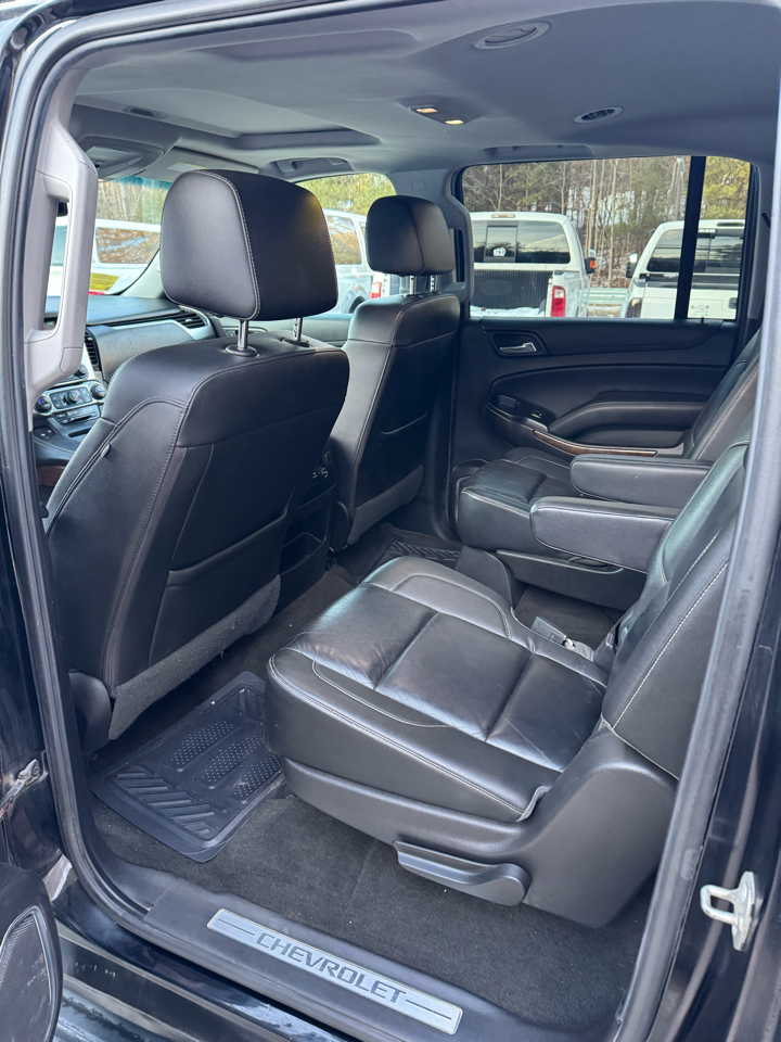 Chevrolet Suburban LT 4WD 2017