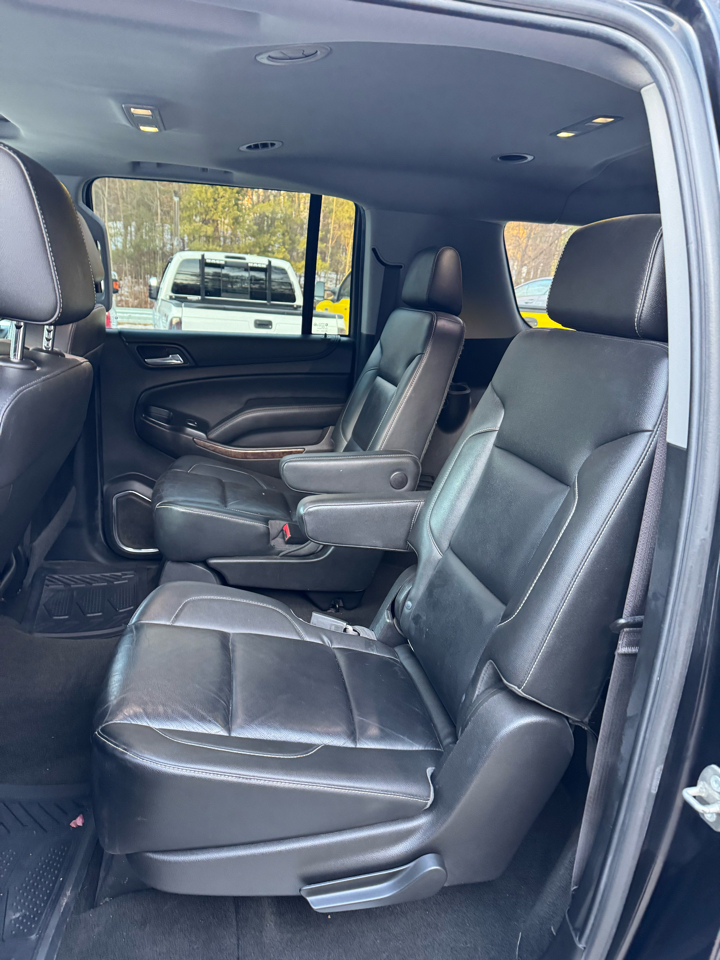 Chevrolet Suburban LT 4WD 2017