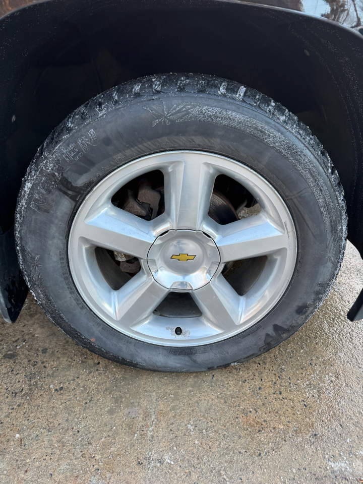 Chevrolet Suburban LT 4WD 2017