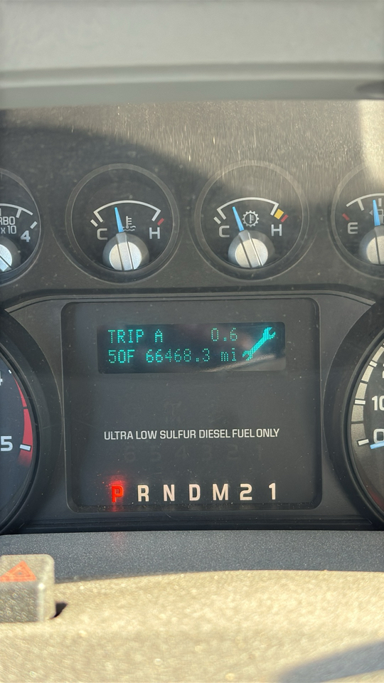 Ford F-450 SD Regular Cab DRW 4WD 2011